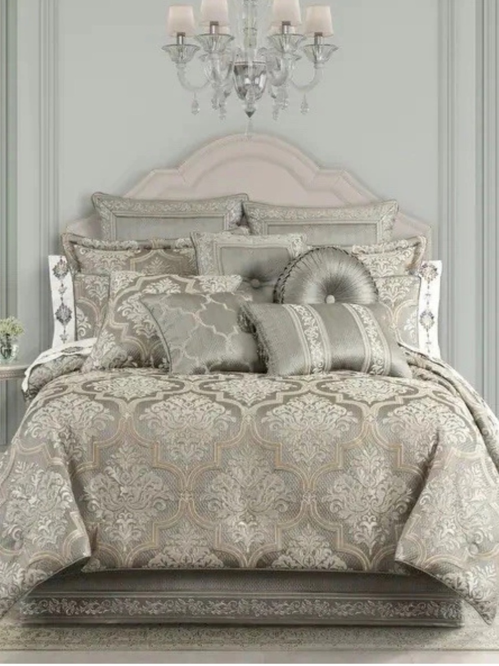 J. Queen New York Martina Comforter Set - California King NWT